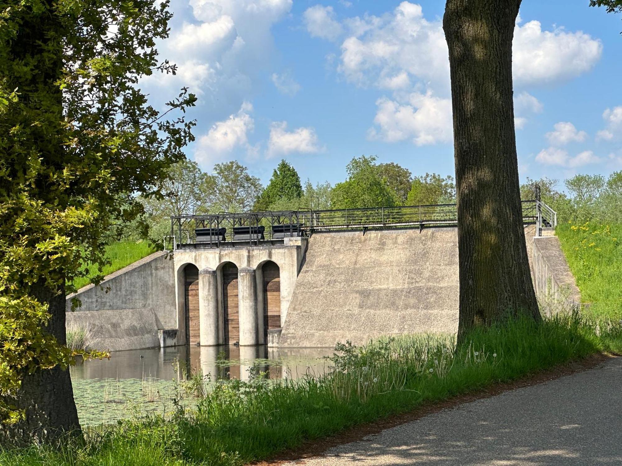 Het Spoel Apartment Culemborg Bagian luar foto